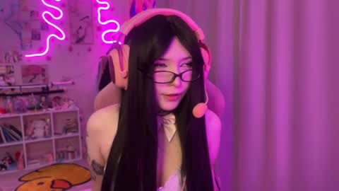 Snapshot of arianalush_ chatting on July 7, 8:02 pm Ariana online show from July 7, 8:02 pm