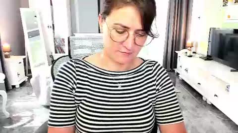 Snapshot of arianasage_ chatting on July 20, 11:34 am Ana online show from July 20, 11:34 am