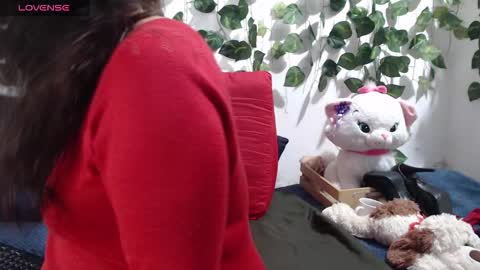 arianasanz1 online show from December 17, 12:33 pm