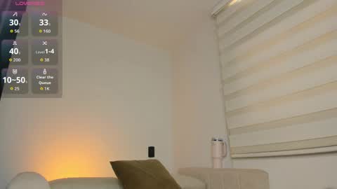 arianna_0 online show from April 18, 12:53 pm