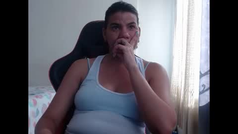 ariannaloovel online show from January 16, 8:36 pm