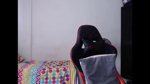 ariannaloovel online show from February 28, 6:20 pm