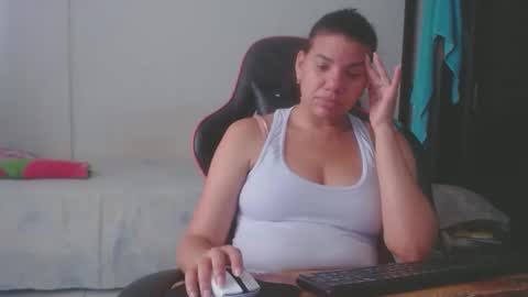 ariannaloovel online show from March 16, 4:44 pm