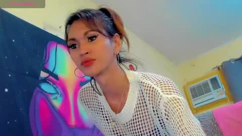 Snapshot of ariba_aribats chatting on April 27, 9:07 am VAL online show from April 27, 9:07 am
