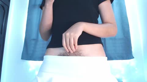 Ariel Pink Diamond online show from April 10, 8:13 pm