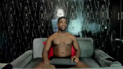 chris online show from October 19, 4:24 am