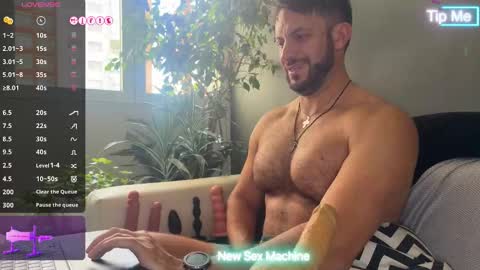 Ariel online show from January 11, 2:33 pm