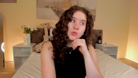 Ariella GTM3  Tue Wed Thu Fri Sat  0400 am-1030pm online show from June 4, 12:49 am