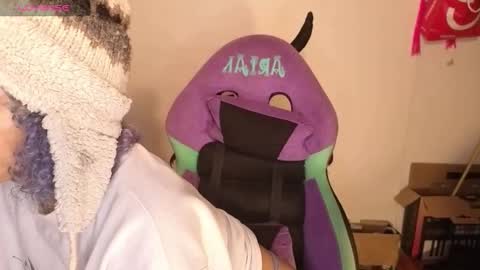 Arin online show from February 10, 2:04 am