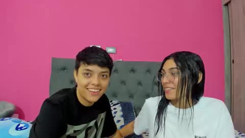 Snapshot of ariloe_quintero chatting on February 1, 2:10 am Aria Cholee online show from February 1, 2:10 am