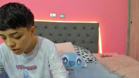 Snapshot of ariloe_quintero chatting on February 11, 12:10 pm Aria Cholee online show from February 11, 12:10 pm