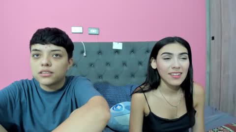 Snapshot of ariloe_quintero chatting on March 4, 2:34 pm Aria Cholee online show from March 4, 2:34 pm