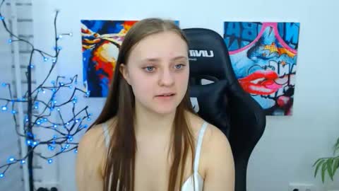 arinabelle online show from November 26, 2:01 am