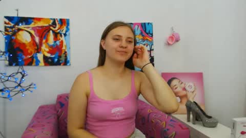 Snapshot of arinabelle chatting on June 29, 1:44 pm arinabelle online show from June 29, 1:44 pm