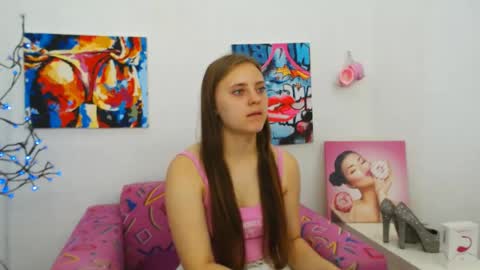 Snapshot of arinabelle chatting on July 8, 11:58 am arinabelle online show from July 8, 11:58 am