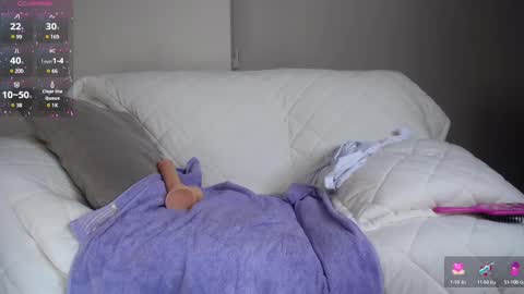 Snapshot of arinamir chatting on February 22, 8:07 am arinamir online show from February 22, 8:07 am