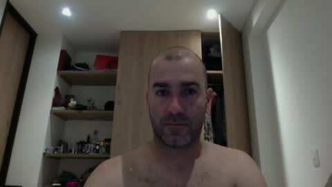 aristi11 online show from December 18, 4:40 am