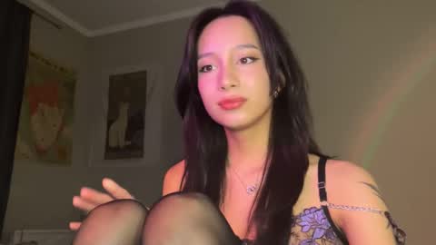 arlicee online show from April 19, 1:05 am