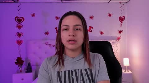 Aron cruz  online show from February 12, 1:59 pm