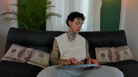 Aron ford online show from April 24, 8:00 pm