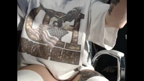 Snapshot of arsenic___ chatting on February 11, 4:23 pm Arsenic online show from February 11, 4:23 pm