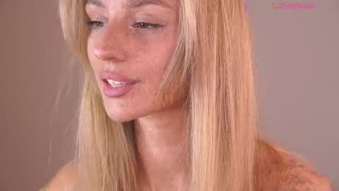 Snapshot of artease chatting on April 13, 12:10 pm Arti Next Streams - online show from April 13, 12:10 pm