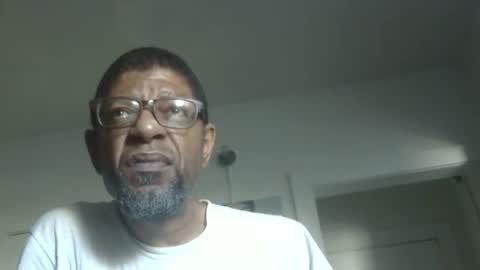 Snapshot of arteblazze chatting on June 7, 2:43 pm Arteblazze not daddy boy bitch or nigga online show from June 7, 2:43 pm