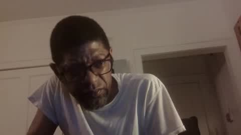 Snapshot of arteblazze chatting on June 9, 2:01 am Arteblazze not daddy boy bitch or nigga online show from June 9, 2:01 am