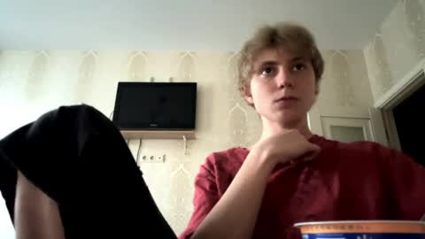 artem228play online show from June 3, 1:52 am