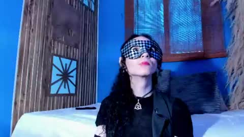 Arthemisa online show from July 27, 6:15 pm