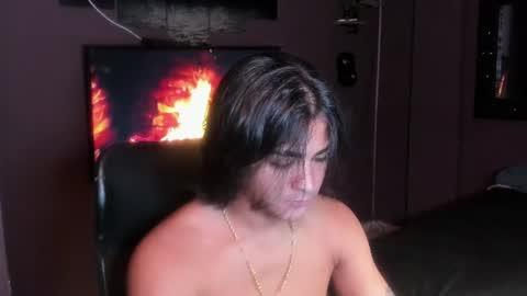 Snapshot of arthur_hunter chatting on July 29, 1:04 am I AM HERE online show from July 29, 1:04 am