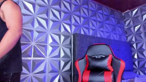 Arthur online show from April 12, 1:21 am