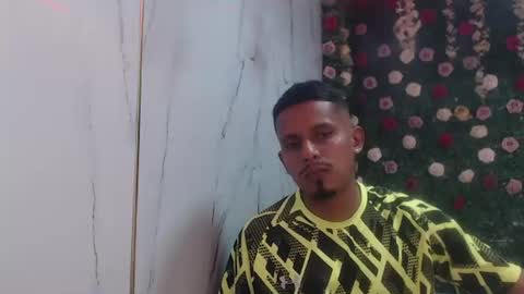 Arthurcock Independent Model online show from July 9, 2:15 am