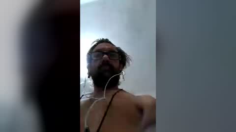 Snapshot of artisanmixbeverage chatting on July 12, 1:29 am artisanmixbeverage online show from July 12, 1:29 am