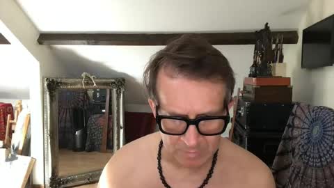 artisterotic online show from June 19, 8:51 am