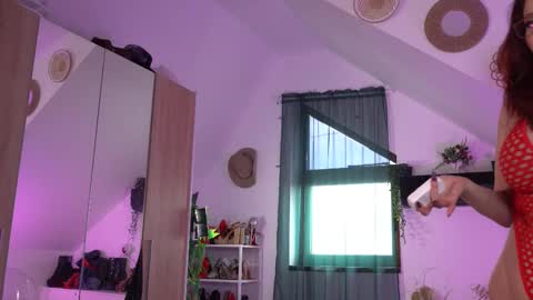 Amalia online show from March 27, 8:26 am