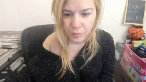 MIA online show from April 1, 7:20 am