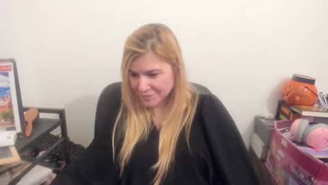 MIA online show from April 15, 2:57 pm