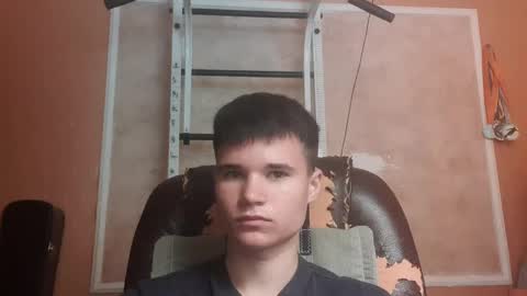 Snapshot of arvyn_ chatting on April 12, 8:52 am Denis online show from April 12, 8:52 am