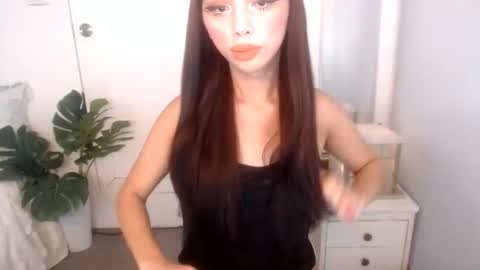 Snapshot of ary_99x chatting on April 24, 6:54 pm Ariella online show from April 24, 6:54 pm