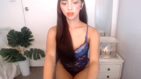 Snapshot of ary_99x chatting on April 28, 8:03 pm Ariella online show from April 28, 8:03 pm