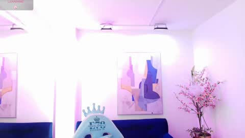 ARY.  online show from April 17, 11:46 am