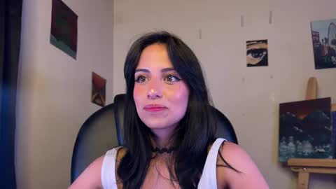   Independent Model online show from July 23, 1:58 am