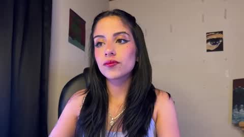   Independent Model online show from July 25, 1:58 am