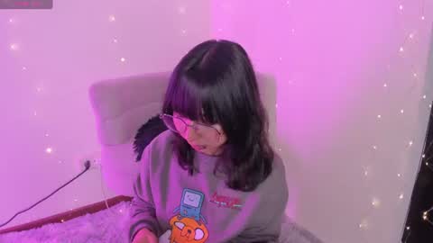 Snapshot of arya_line chatting on July 23, 2:09 am Arys online show from July 23, 2:09 am