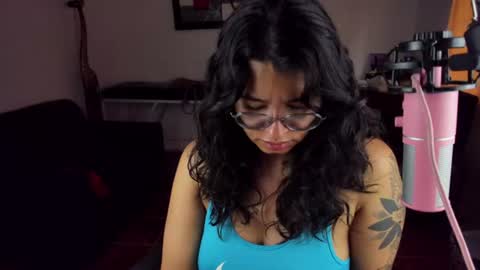 Arya Miller online show from June 23, 2:37 pm