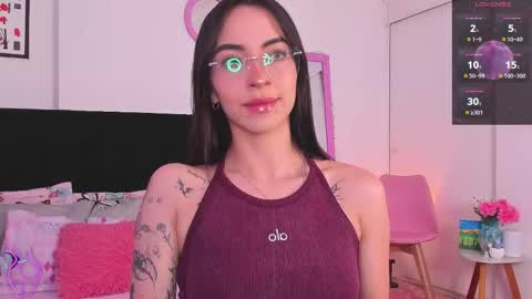 Snapshot of aryane_art_ chatting on November 9, 9:24 pm carol online show from November 9, 9:24 pm