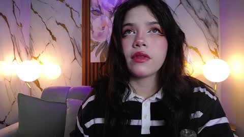 Ary  online show from April 6, 7:48 pm