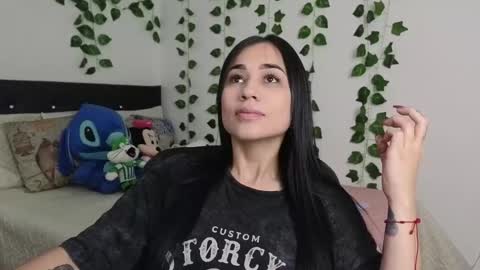 Snapshot of asenaesmee chatting on February 6, 12:26 am Asena online show from February 6, 12:26 am