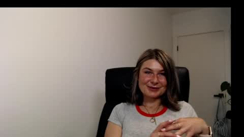 Snapshot of ashalynrose chatting on June 8, 2:56 am ashalynrose online show from June 8, 2:56 am